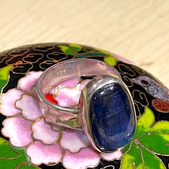 Dark Blue Crystal Sterling Silver Ring - Picture 2 of 2